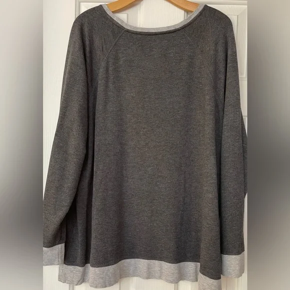 Style and Company holiday sweater gently worn. - Picture 2 of 3